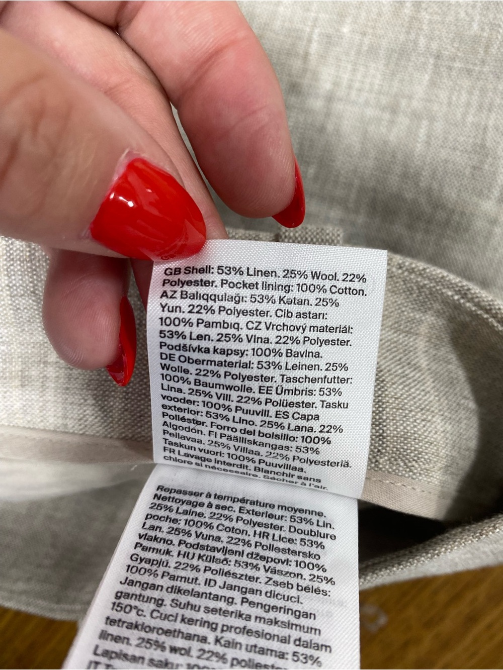 COS tailored Bermuda Shorts - Picture 10 of 10